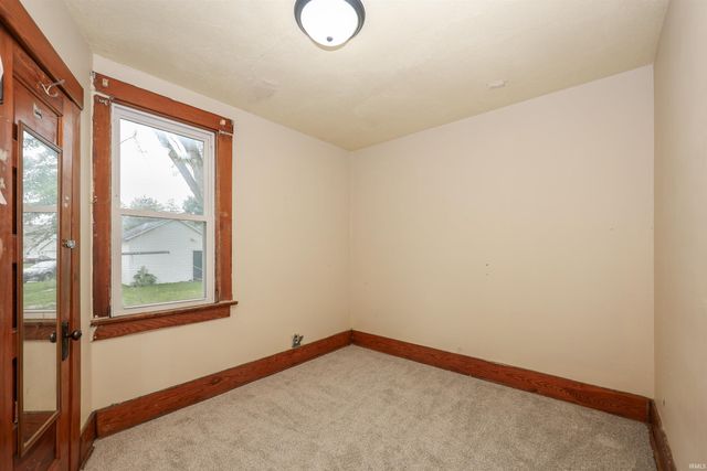 2540 Weiser Psark Avenue, Fort Wayne, IN 46803