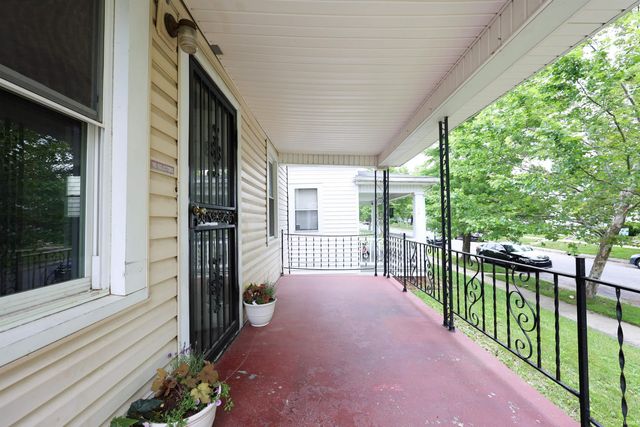 2540 Weiser Psark Avenue, Fort Wayne, IN 46803