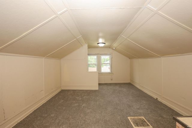 2540 Weiser Psark Avenue, Fort Wayne, IN 46803