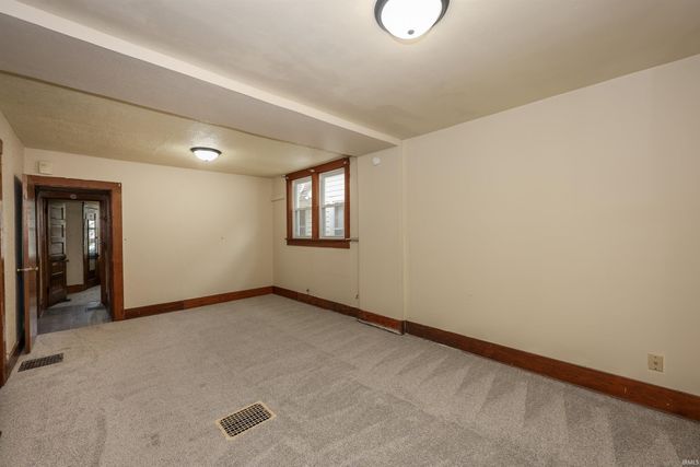 2540 Weiser Psark Avenue, Fort Wayne, IN 46803