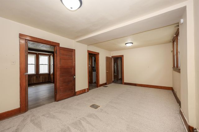 2540 Weiser Psark Avenue, Fort Wayne, IN 46803