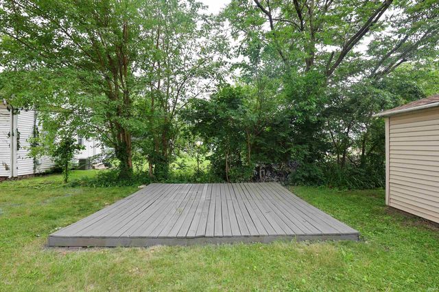 2540 Weiser Psark Avenue, Fort Wayne, IN 46803