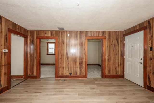 2540 Weiser Psark Avenue, Fort Wayne, IN 46803