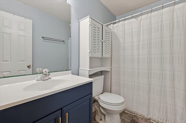 356 Erie Dr, Clarksville, TN 37040