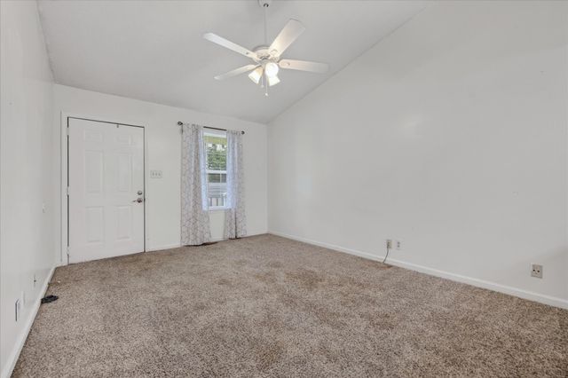 356 Erie Dr, Clarksville, TN 37040
