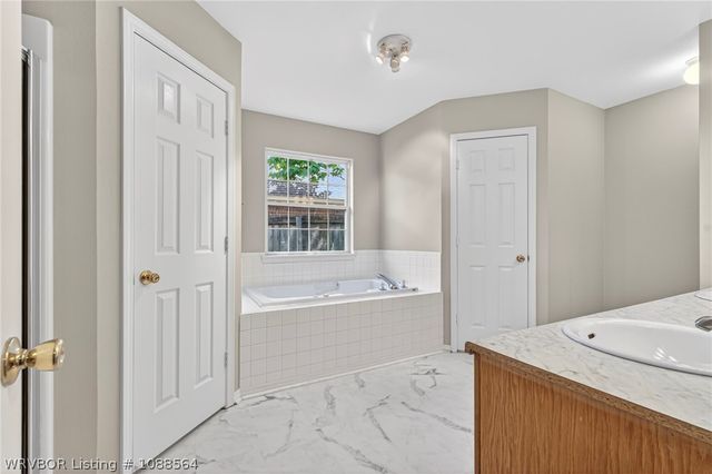 3404 Fincastle Circle, Fort Smith, AR 72908