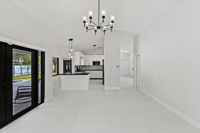 20221 NW 8th Street, Pembroke Pines, FL 33029