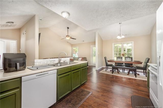 175 Early Dawn Drive, Raeford, NC 28376