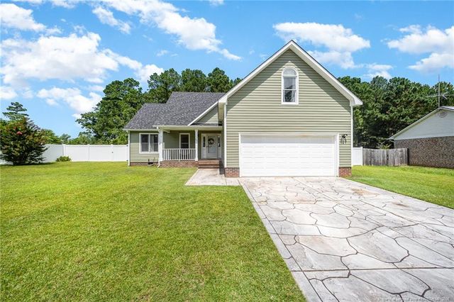 175 Early Dawn Drive, Raeford, NC 28376