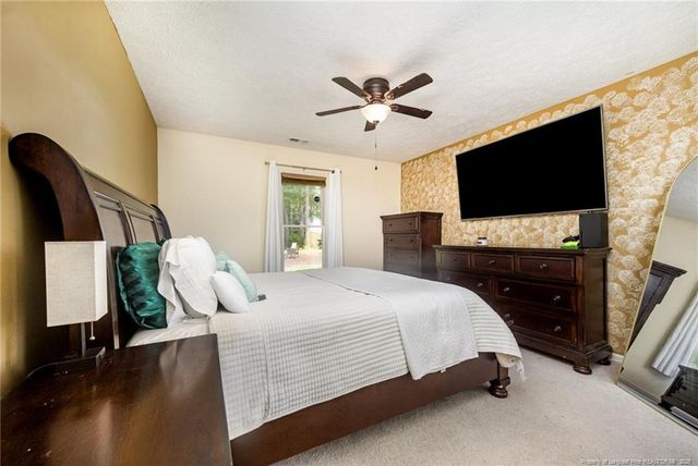 175 Early Dawn Drive, Raeford, NC 28376