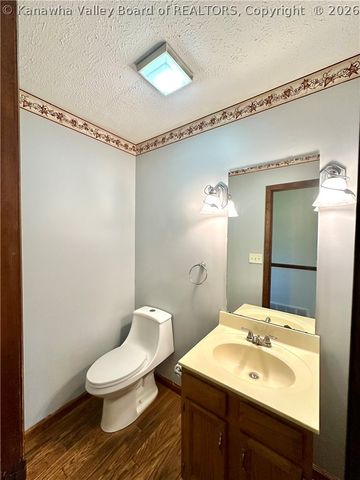 204 Bent Tree Estates, Scott Depot, WV 25560