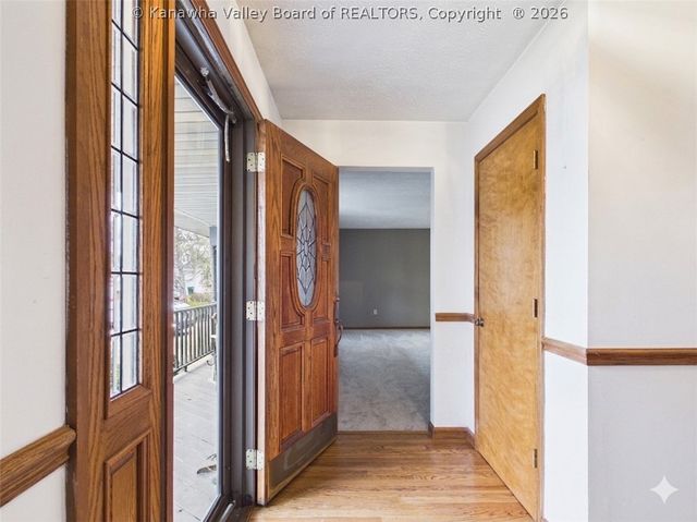 204 Bent Tree Estates, Scott Depot, WV 25560