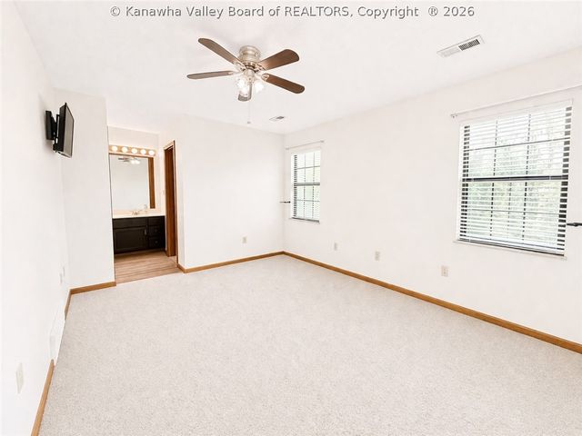 204 Bent Tree Estates, Scott Depot, WV 25560