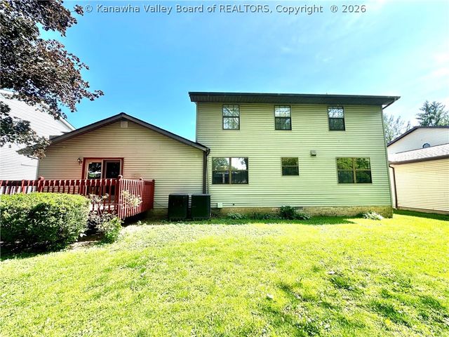 204 Bent Tree Estates, Scott Depot, WV 25560