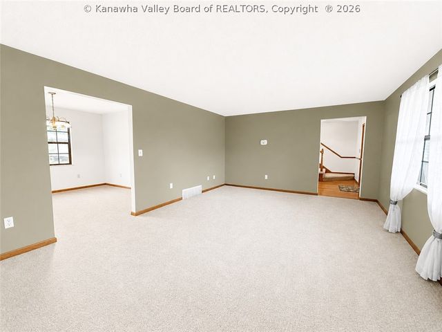 204 Bent Tree Estates, Scott Depot, WV 25560