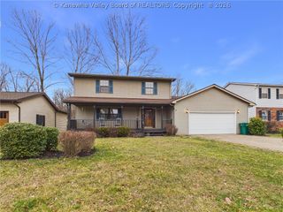 204 Bent Tree Estates, Scott Depot, WV 25560