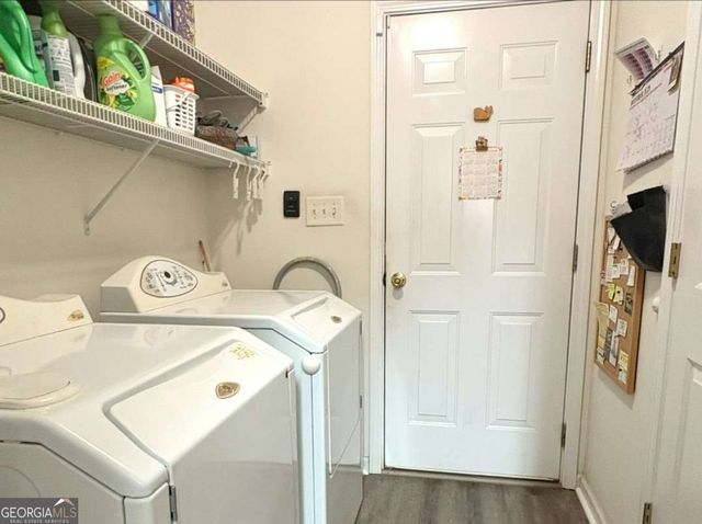 5519 Amber Cove Way, Flowery Branch, GA 30542