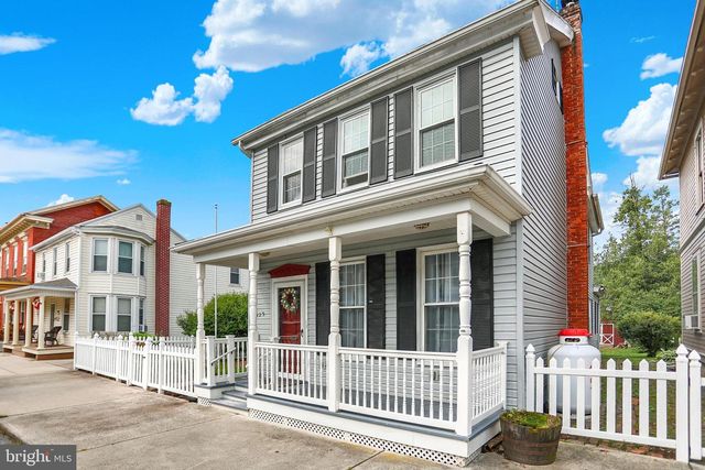 123 N 2ND ST, Newport, PA 17074