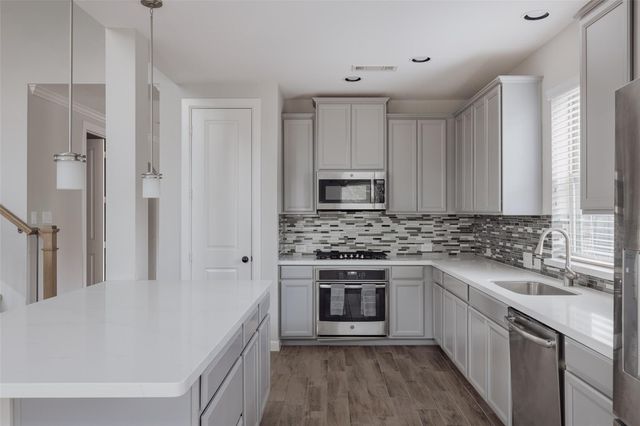 285 Trillium Park Loop, Conroe, TX 77304