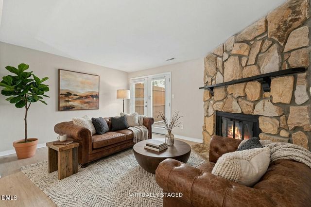 7713 Kingsberry Court, Raleigh, NC 27615