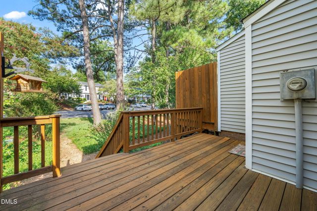 7713 Kingsberry Court, Raleigh, NC 27615