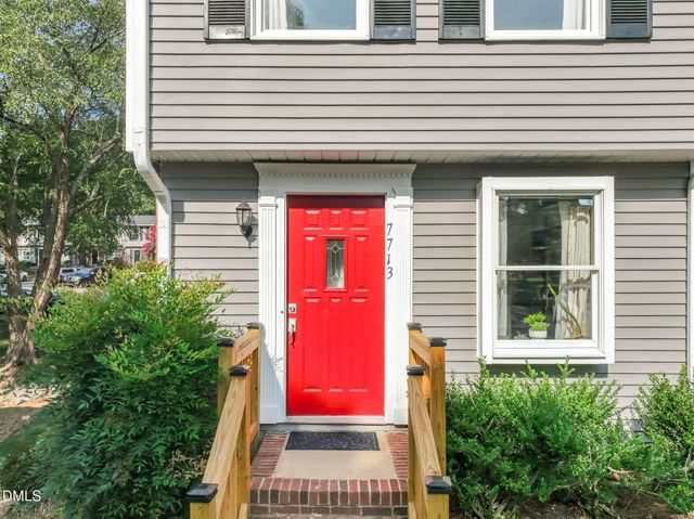 7713 Kingsberry Court, Raleigh, NC 27615