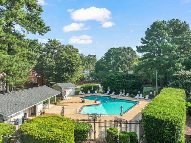 7713 Kingsberry Court, Raleigh, NC 27615