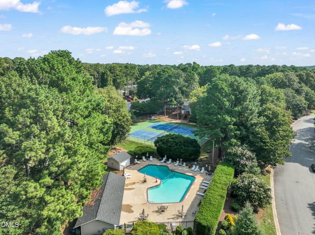 7713 Kingsberry Court, Raleigh, NC 27615