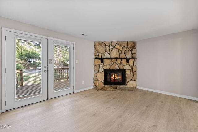 7713 Kingsberry Court, Raleigh, NC 27615