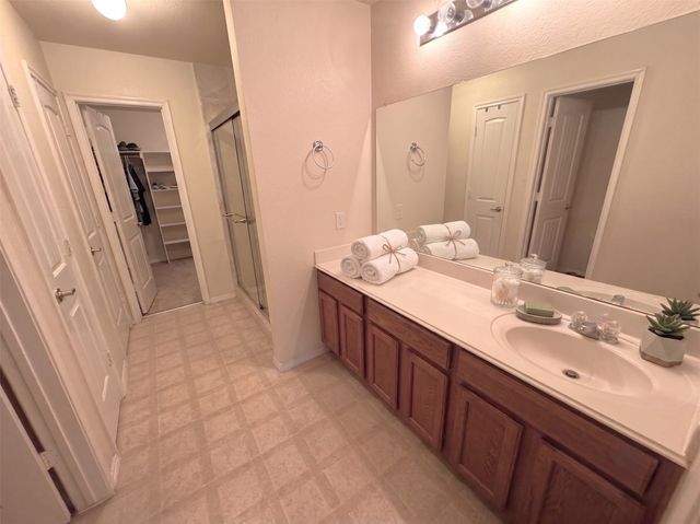 2006 Times Road, Heartland, TX 75126