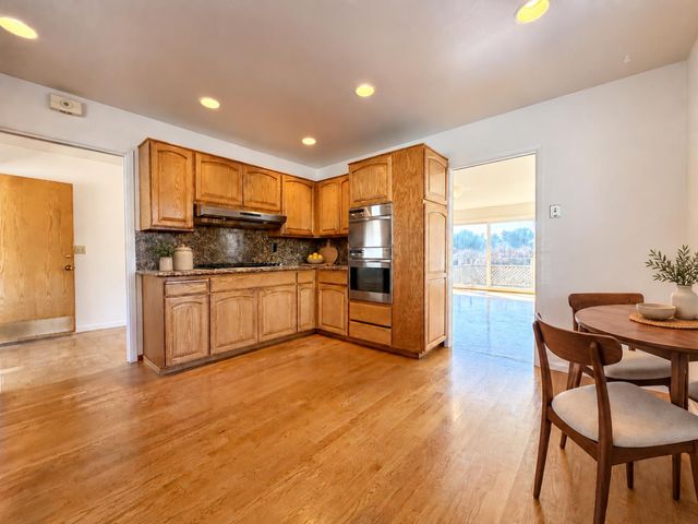 1297 Aspen Drive, Pacifica, CA 94044