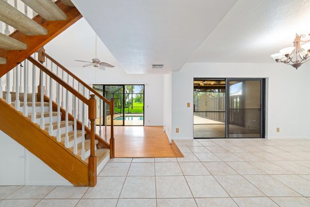 219 Wildwood Circle, Deerfield Beach, FL 33442