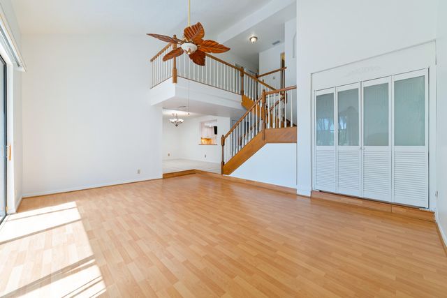 219 Wildwood Circle, Deerfield Beach, FL 33442