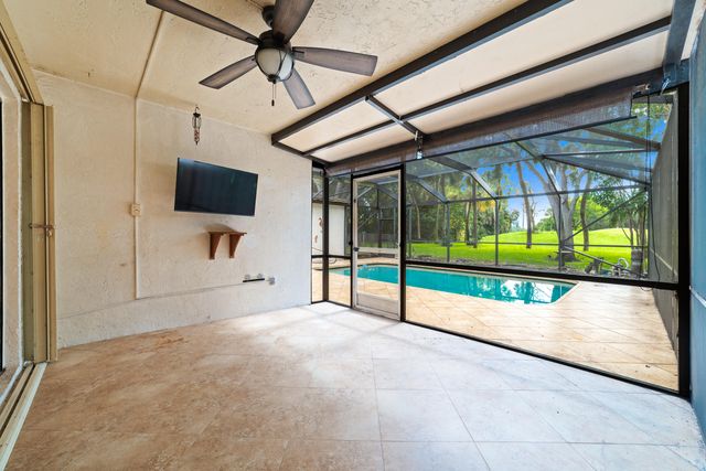 219 Wildwood Circle, Deerfield Beach, FL 33442