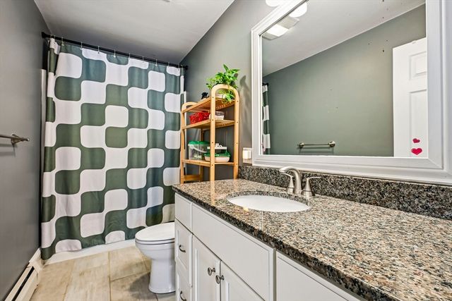 1061 Narragansett Blvd, Cranston, RI 02905