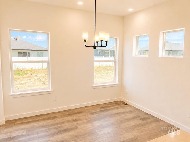 1022 Paintbrush Ave, Kimberly, ID 83341