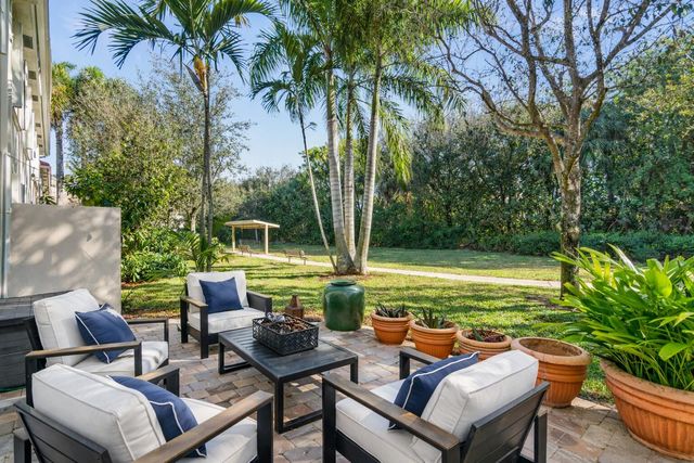 16088 Poppyseed Circle 303, Delray Beach, FL 33484