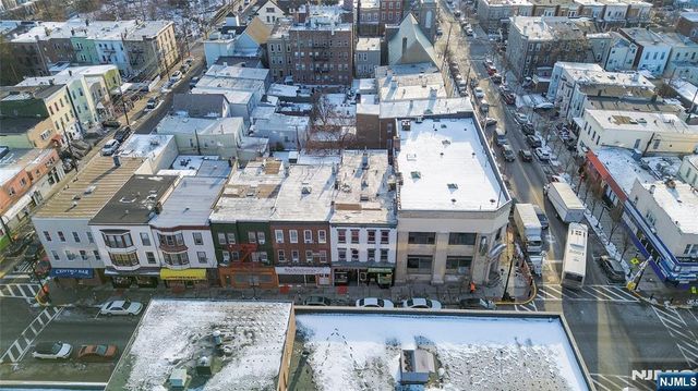 2206 Bergenline Avenue, Union City, NJ 07087