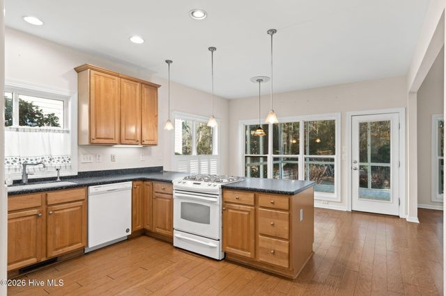 597 Riverwood Drive SE, Bolivia, NC 28422