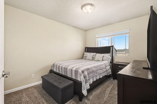 15006 S 19th Street, Bellevue, NE 68123