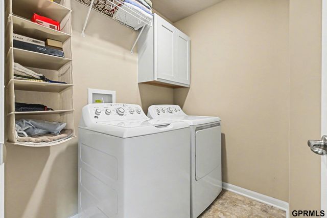 15006 S 19th Street, Bellevue, NE 68123
