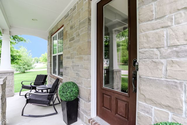 5723 Peaking Fox Drive, Indianapolis, IN 46237