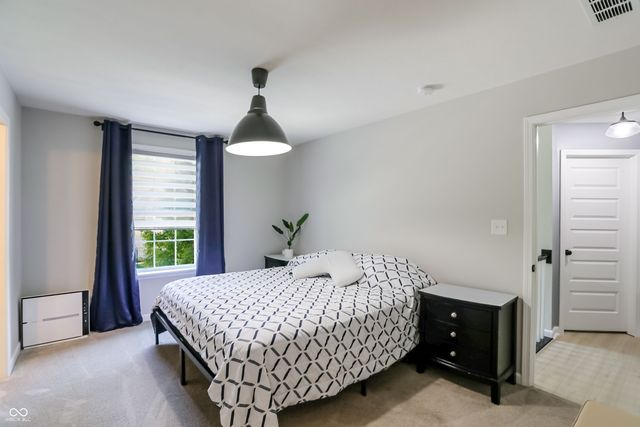 5723 Peaking Fox Drive, Indianapolis, IN 46237