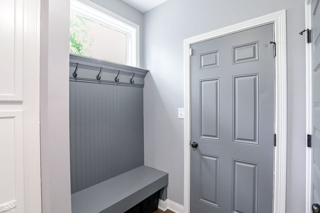 5723 Peaking Fox Drive, Indianapolis, IN 46237