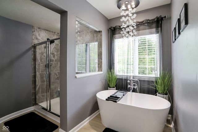 5723 Peaking Fox Drive, Indianapolis, IN 46237