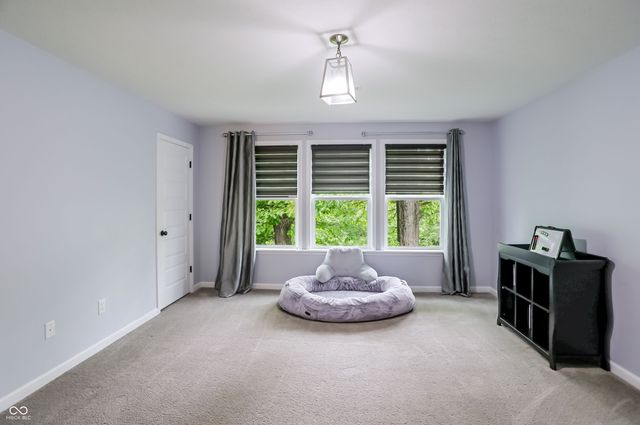 5723 Peaking Fox Drive, Indianapolis, IN 46237