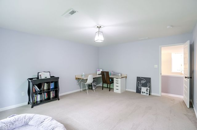 5723 Peaking Fox Drive, Indianapolis, IN 46237