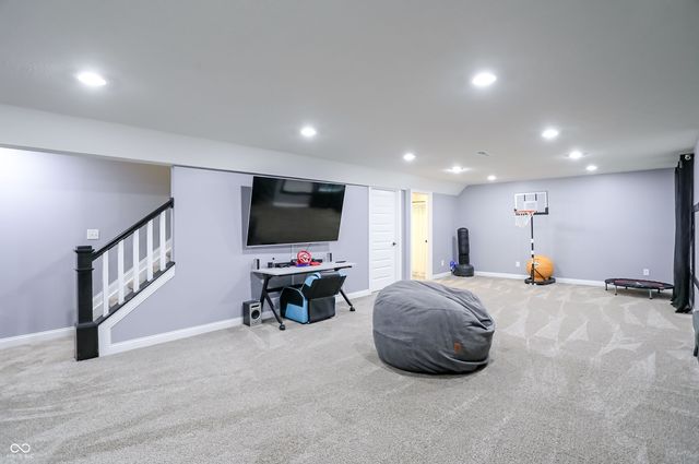 5723 Peaking Fox Drive, Indianapolis, IN 46237