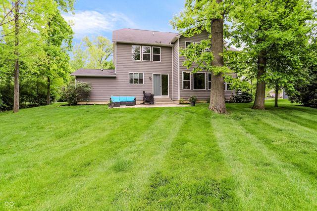 5723 Peaking Fox Drive, Indianapolis, IN 46237