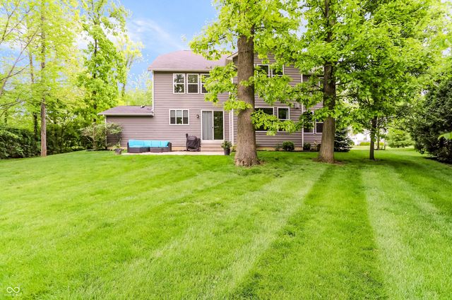 5723 Peaking Fox Drive, Indianapolis, IN 46237
